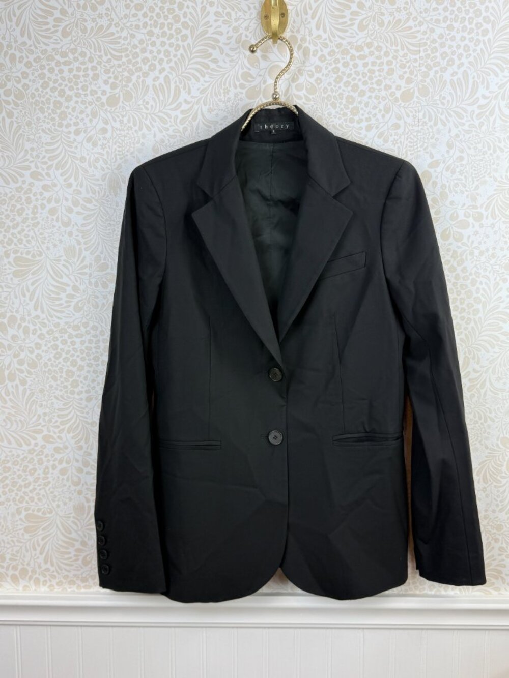 Theory Women’s Black Sheen Tailored Two-Button Blazer – Size -  6 - Picture 2 of 6